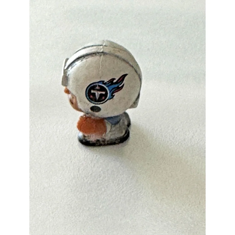 Tennessee‎ Titan Mini Football Player Pencil Topper